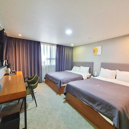 The Bs Hotel Busan Station מראה חיצוני תמונה