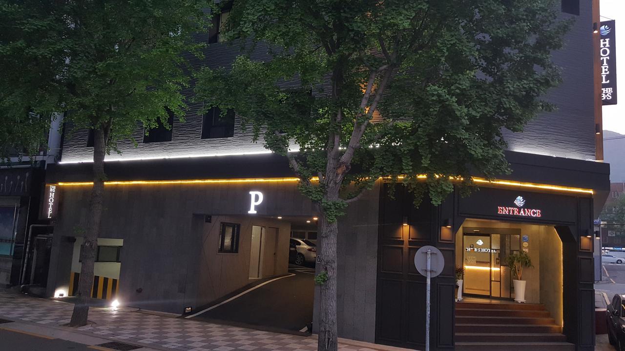 The Bs Hotel Busan Station מראה חיצוני תמונה
